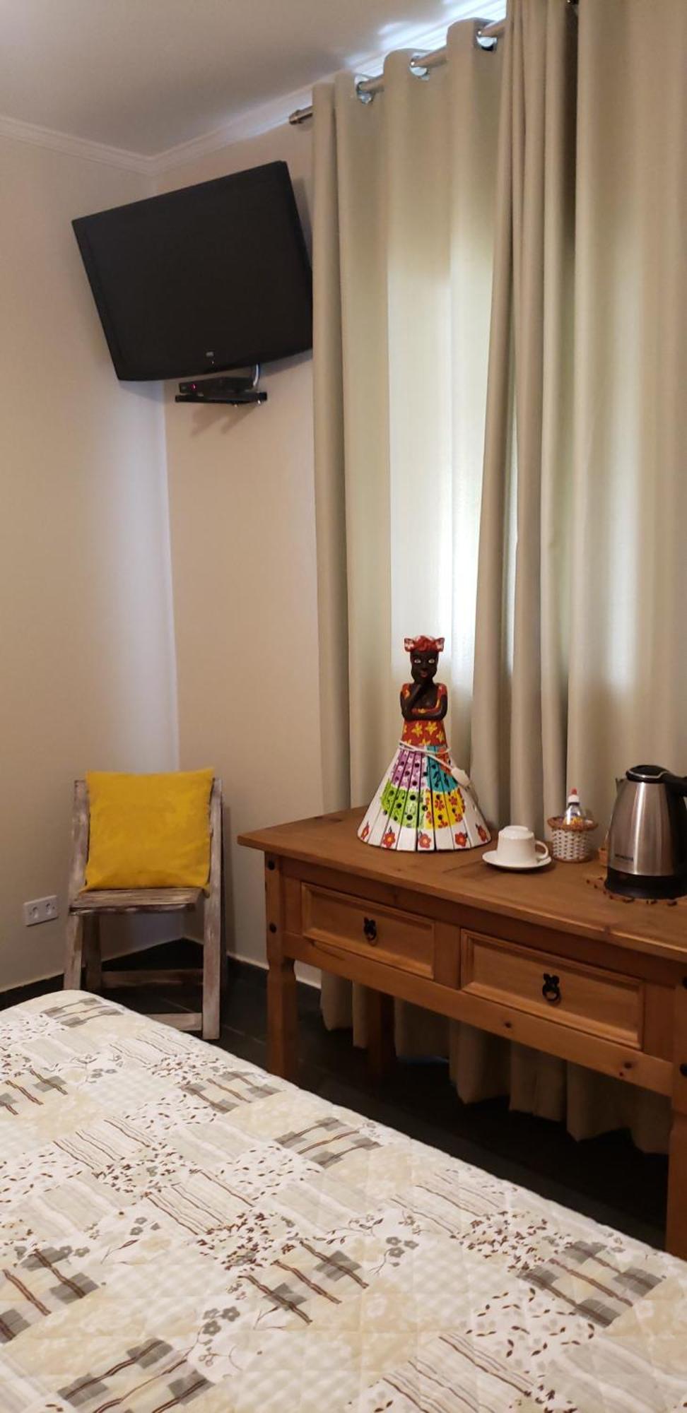 Suites Ambiente Familiar -Prox Do Thermas Águas de São Pedro 객실 사진