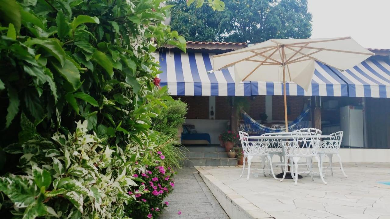 Suites Ambiente Familiar -Prox Do Thermas Águas de São Pedro 외부 사진